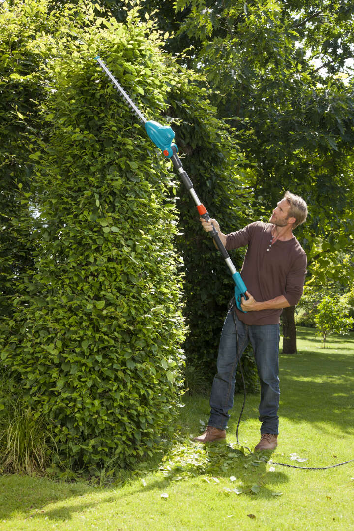 GARDENA Elektro-Teleskop-Heckenschere THS 500/48